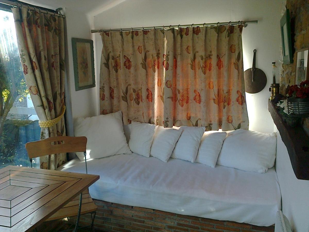Giverny Cottage Сен-Кулом Екстериор снимка